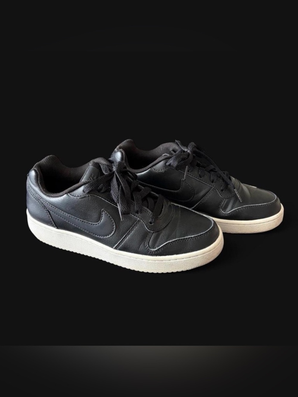 Nike Black Low-Top Leather Sneakers
